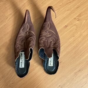 Leather slip on sandals